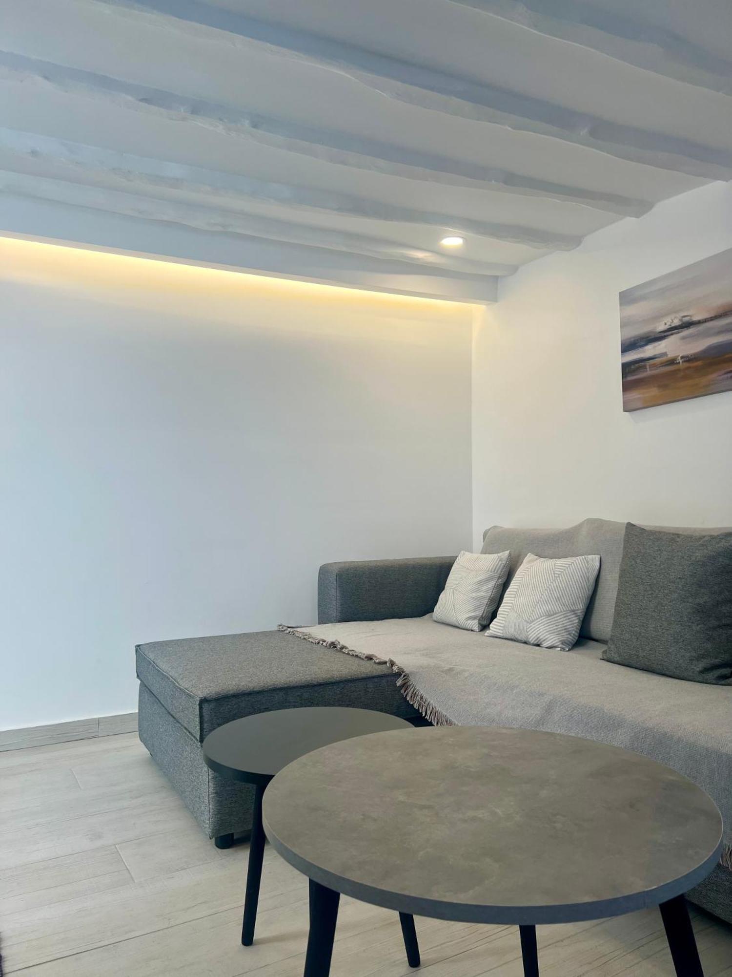 Camara'S Gem Apartment Poros Town Exterior foto